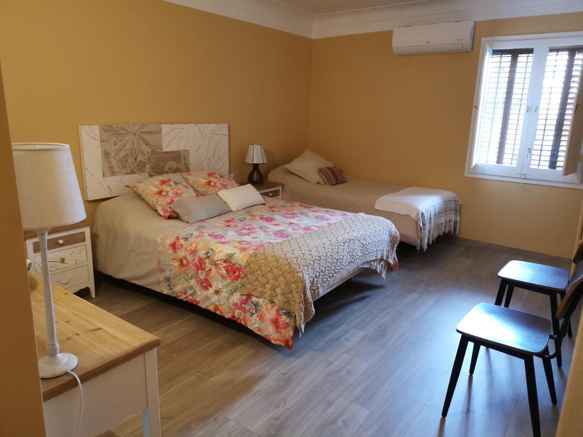 Cal Duran Bed & Breakfast Esparraguera Luaran gambar